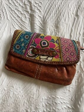 Vintage Fossil Multicolor Floral Patchwork Wallet with Brown Leather Trim